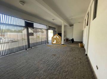d25d7043d930ee2752b7807b51991f1c2b56e85b · Casa com Estrutura Impecável e Potencial Comercial Próxima ao Centro de Atibaia