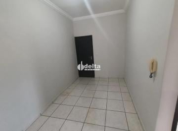 Apartamento · 46m² · 2 Quartos · 1 Vaga · Apartamento com 2 quartos sendo 1 suíte disponível para locação e venda no bairro Santa Mônica em Ub