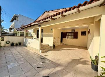 109a0490de8dfbb551441d7c243523cb01ff029e · Casa com 4 dormitórios à venda, 139 m² por R$ 975.000,00 - Brejatuba - Guaratuba/PR