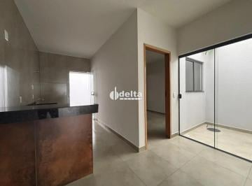 Casa · 125m² · 2 Quartos · 1 Vaga · Casa com 2 quartos sendo sendo 1 suíte disponível  venda no bairro em Uberlândia-MG