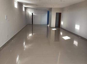 dac257f26f054eba565cc5f55297b3a8b7976b65 · SALA COMERCIAL NO CENTRO DE ATIBAIA