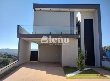 Casa · 251m² · 3 Quartos · 4 Vagas · Condominio Bosque da Mata - Casa a venda Condominio Bosque Da Mata com 3 suites e piscina .