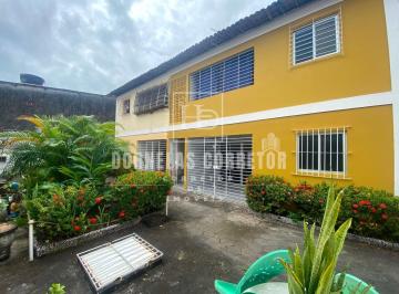 Casa · 46m² · 2 Quartos · 1 Vaga · Casa em Baixa Verde | 2 Quartos, Varanda, 1 Vaga de Garagem Coberta.