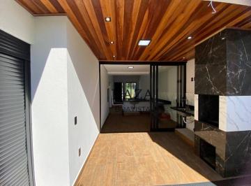 19aedd7442de2faf8f59de33f1783989360015fe · Casa com 3 dormitórios à venda, 107 m² por R$ 800.000,00 - Condomínio Terras de São Francisco - Soro