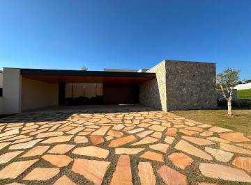 e1263b9759e8a4b236a649e836703a472fa3c507 · Casa com 4 dormitórios à venda, 400 m² por R$ 5.490.000,00 - Condomínio Campos de Santo Antonio II -