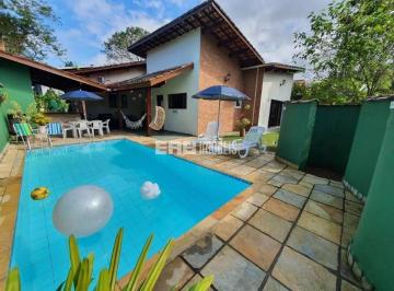 Casa · 500m² · 4 Quartos · 1 Vaga · Casa à venda a 120m do mar em Itamambuca