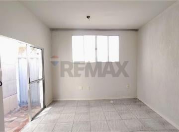 Casa · 100m² · 2 Quartos · Casa para venda em Santa Tereza de 100.00m² com 2 Quartos e 1 Suite