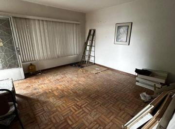 Casa · 270m² · 3 Quartos · 6 Vagas · Casa para venda em Centro de 270.00m² com 3 Quartos e 6 Garagens