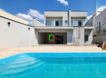 Casa · 235m² · 3 Quartos · 5 Vagas · Casa de Condomínio para alugar em Roncáglia de 235.00m² com 3 Quartos, 3 Suites e 5 Garagens