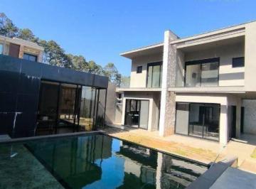 Casa · 343m² · 4 Quartos · Casa de Condomínio para venda em Itaqui de 343.00m² com 4 Quartos e 4 Suites