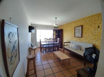 Apartamento · 89m² · 2 Quartos · 1 Vaga · Apartamento para alugar em Armação de 89.00m² com 2 Quartos e 1 Garagem