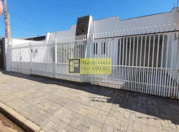 Casa · 174m² · 3 Quartos · 2 Vagas · Casa para alugar em Santos Dumont de 174.00m² com 3 Quartos, 1 Suite e 2 Garagens