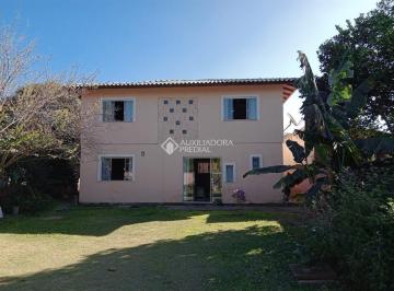Casa · 332m² · 5 Quartos · Linda Casa 5 Quartos Perto da Praia