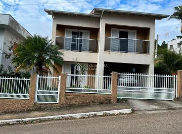 Casa · 170m² · 3 Quartos · 1 Vaga · casa dois pavimentos em Imarui Sc
