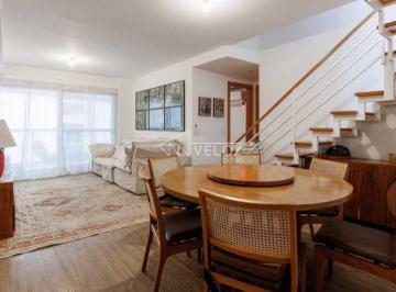 Casa · 252m² · 3 Quartos · 1 Vaga · Cobertura : Duplex / Residencial / Lagoa