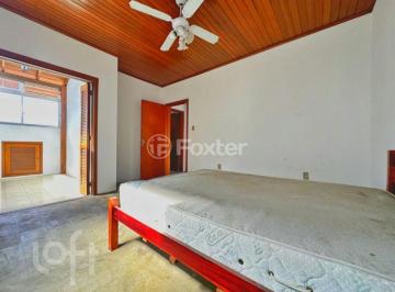 784dcc2e · Casa, 3 dormitórios, 262.81 m², em Cristo Rei
