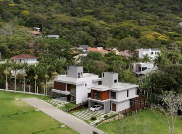 Foto 01 · CASA DE ALTO PADRÃO EM CONDOMÍNIO FECHADO EM BALNEÁRIO CAMBORIÚ SC