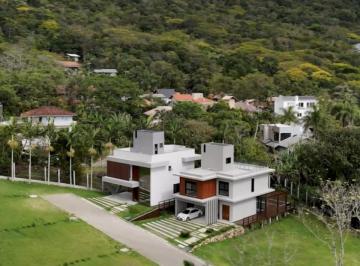 Foto 01 · CASA DE ALTO PADRÃO EM CONDOMÍNIO FECHADO EM BALNEÁRIO CAMBORIÚ SC