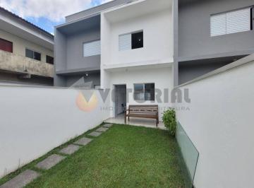 Casa en Venda de 2 quartos Balneário dos Golfinhos · Casa de 90 m² com 2 quartos à venda em Balneário dos Golfinhos