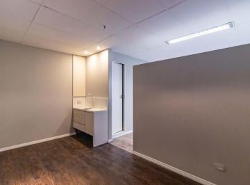 Comercial · 36m² · Sala comercial na Alameda dos Jurupis, 455 - sala 57 • 36 m²