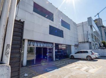 Comercial · 1800m² · Prédio comercial na Avenida Presidente Tancredo Neves, 100 • 1800 m²