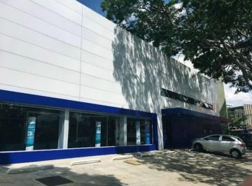 Comercial · 2900m² · 20 Vagas · Loja na Rua Tenente Alberto Spicciati, 120 • 2900 m²