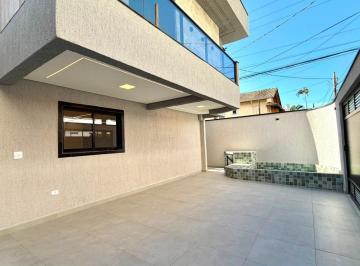 Foto 1 · Sobrado novo com piscina 3 quartos próximo à praia na Vila Tupi, Praia Grande/SP