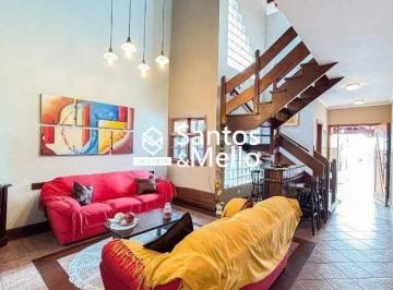 Casa · 338m² · 4 Quartos · 5 Vagas · Sobrado para Aluguel no Campestre – Santo André | 4 Quartos (3 Suítes)