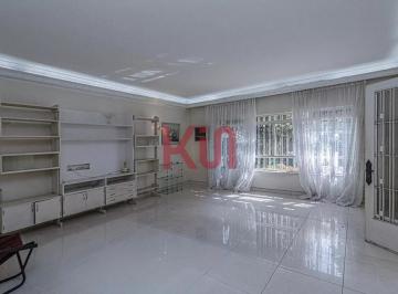 Casa · 330m² · 4 Quartos · 4 Vagas · Sobrado de Luxo no Jardim da Saúde: 4 quartos, 2 suítes, 2 salas, 5 banheiros, 4
