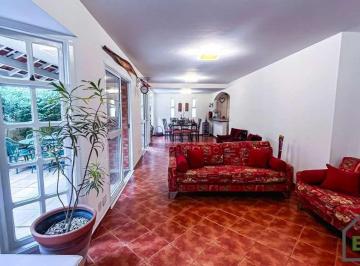 img334828637 · Casa em Condomínio na Granja Viana | 4 Quartos (2 Suítes) e Lazer Completo