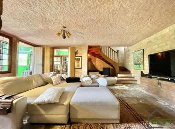 img334831963 · Casa no Condomínio Fazendinha Carapicuíba | 3 Quartos, Suíte e Piscina