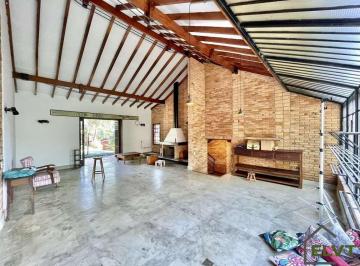 img334643427 · Casa de Condomínio com Piscina e Amplo Quintal em Carapicuíba | 3 Quartos