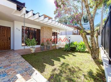 Comercial · 250m² · 3 Quartos · 6 Vagas · Casa com 3 quartos e 6 vagas para aluguel no Água Verde