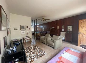 Casa · 220m² · 3 Quartos · 2 Vagas · Sobrado à venda no Campo Belo, 220 m² , 3 quartos, travessa da Vieira de Morais