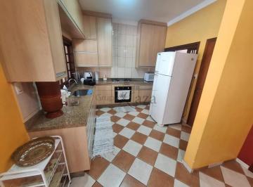 Casa · 203m² · 3 Quartos · 3 Vagas · Oportunidade - Casa Sobrado - Vila Branca - Jacareí - 3 Dormitórios - 203m².