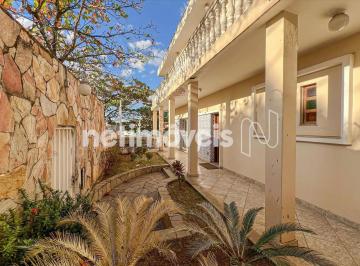 Entrada · Excelente Casa com 775 m²; no MInas Brasil com piscina e sauna