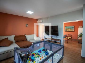 Casa · 230m² · 6 Quartos · 3 Vagas · Casa à Venda - Guanabara, 6 Quartos, 230 m2