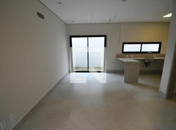 Esta encantadora casa em condomínio oferece uma combinação perfeita de conforto · Casa à Venda - Alto Taquaral, 3 Quartos, 158 m2
