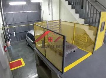 Comercial · 286m² · 2 Vagas · Galpão / Depósito / Armazém para venda em Cerâmica de 286.00m² com 2 Garagens