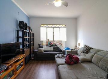 Esta encantadora casa oferece um espaço de 152 metros quadrados, ideal para quem · Casa à Venda - Jardim Flamboyant, 3 Quartos, 152 m2