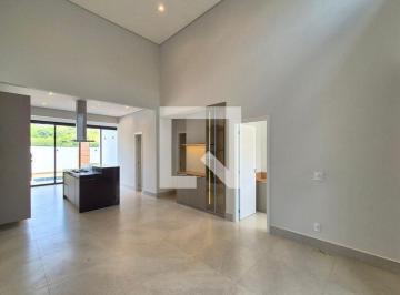 Photo 1 · Casa à Venda - Jardim Samambaia, 3 Quartos, 300 m2