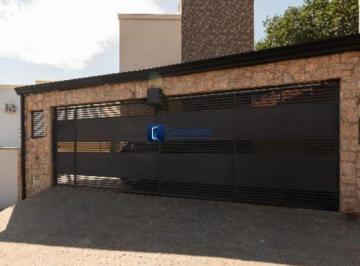 Casa · 106m² · 3 Quartos · 5 Vagas · Casa à venda com 106m², 3 quartos e 5 vagas