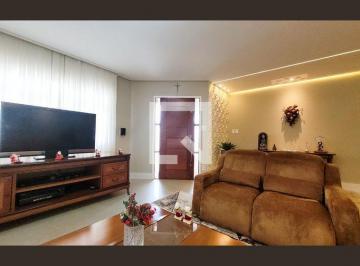 Esta espaçosa casa de 320 metros quadrados oferece um ambiente acolhedor e funci · Casa à Venda - Alto Taquaral, 5 Quartos, 320 m2