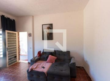 Localizada na charmosa Vila Palacios, esta casa oferece uma oportunidade única p · Casa à Venda - Jardim Capivari, 2 Quartos, 190 m2