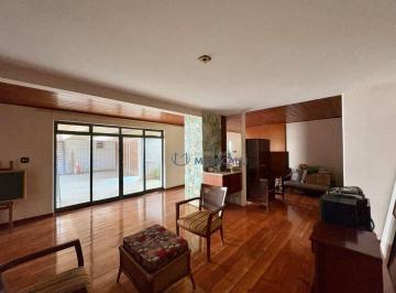 Casa · 492m² · 3 Quartos · 6 Vagas · Casa para venda em Centro de 492.00m² com 3 Quartos, 3 Suites e 6 Garagens