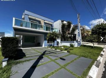 Casa · 250m² · 3 Quartos · 4 Vagas · Casa de Condomínio para alugar em Fazenda Rodeio de 250.00m² com 3 Quartos, 1 Suite e 4 Garagens