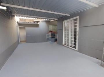 Casa · 50m² · 1 Quarto · 1 Vaga · Casa para alugar em Centro de 50.00m² com 1 Quarto e 1 Garagem