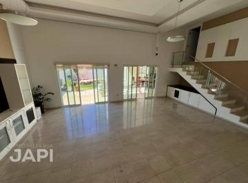 Casa · 475m² · 4 Quartos · 5 Vagas · Casa para alugar em Jardim Novo Mundo de 475.00m² com 4 Quartos, 3 Suites e 5 Garagens