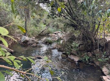 Rural de 5 quartos, Belo Vale · Sítio com cachoeira privativa casa maravilhosa