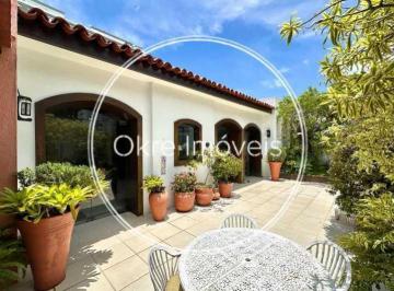 Apartamento · 247m² · 4 Quartos · 1 Vaga · Cobertura Linear no Jardim Botânico, 4 quartos, 1 vaga - 247m²